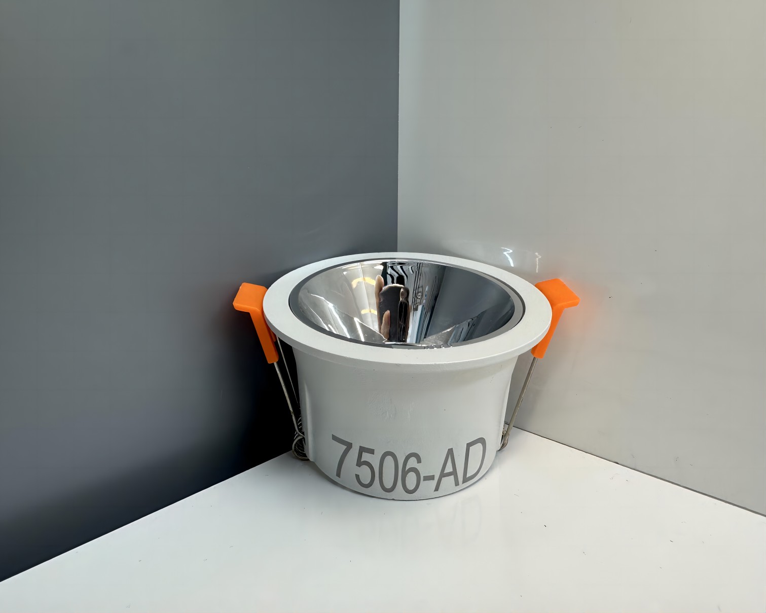 YC-7506-AD